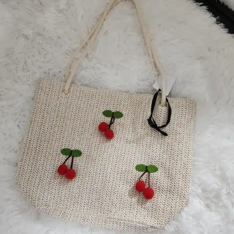 Cartera mediana cerezas