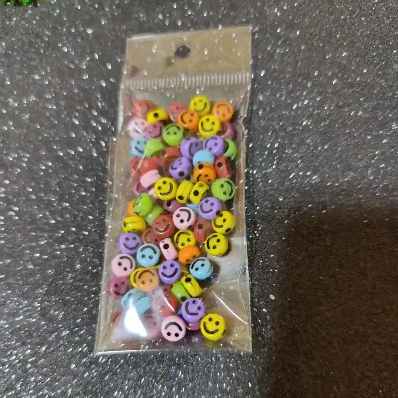 Carita feliz o emojis de diferentes colores 