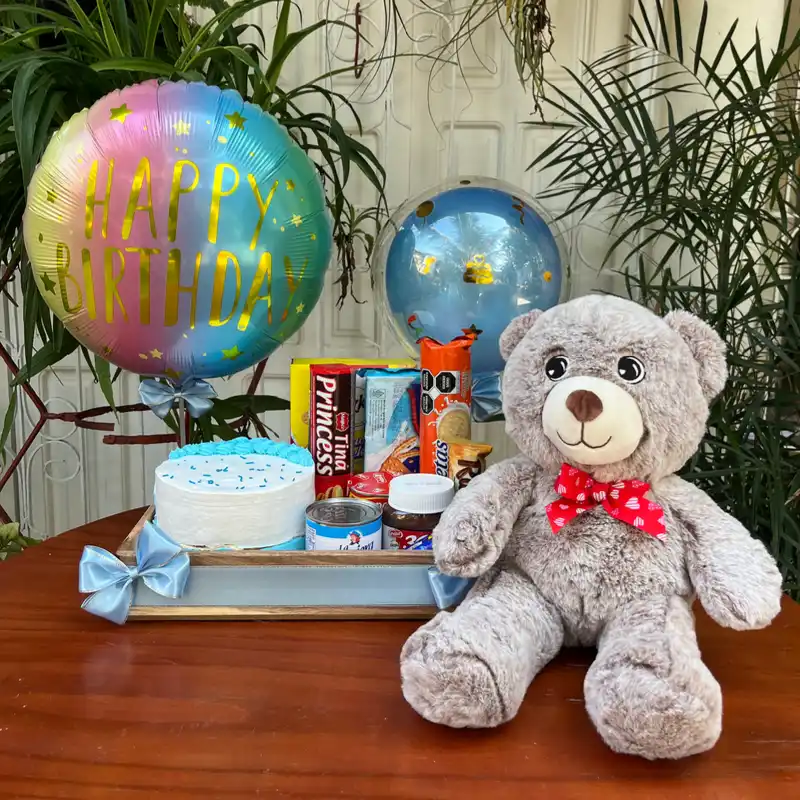 Caja con mini torta, confituras y peluche