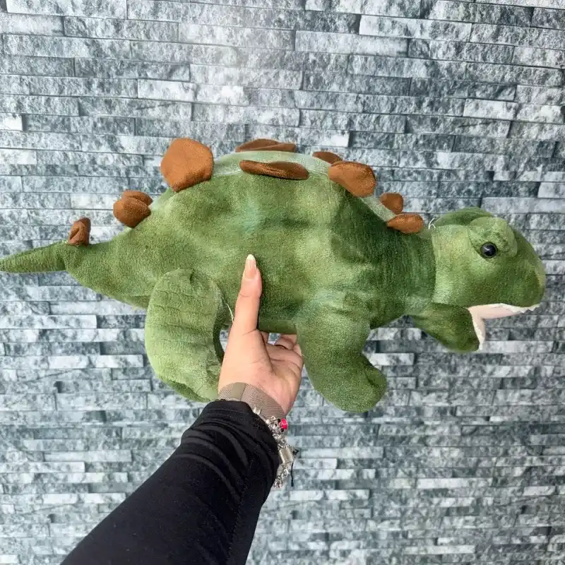 Dinosaurio con púas