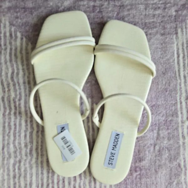 Sandalias Steve Madden beige