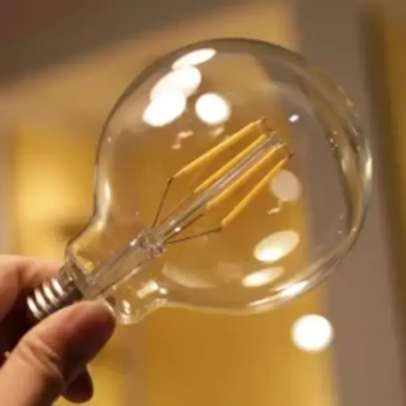 Bombillo vintage G95