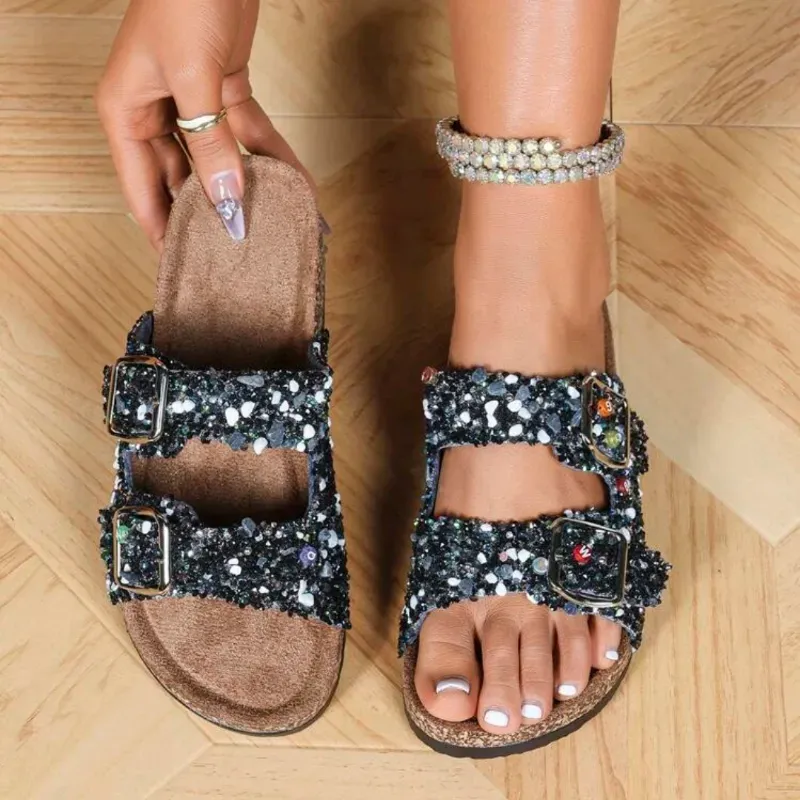 Práctica  negra con decoración