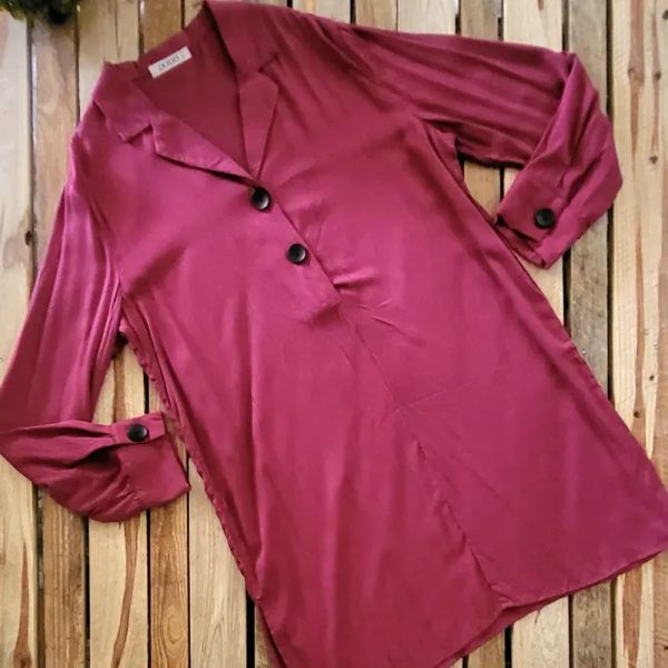 Vestido corto manga larga