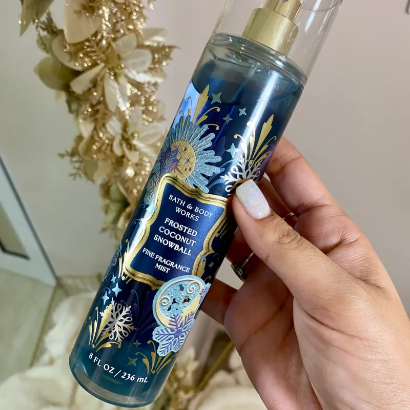 Frosted Coconut Snowball