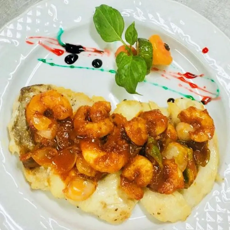 Filete de pescado al camarón