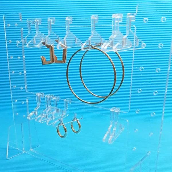 Expositor de aretes con percheros