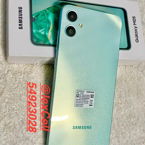 Celular Samsung M05