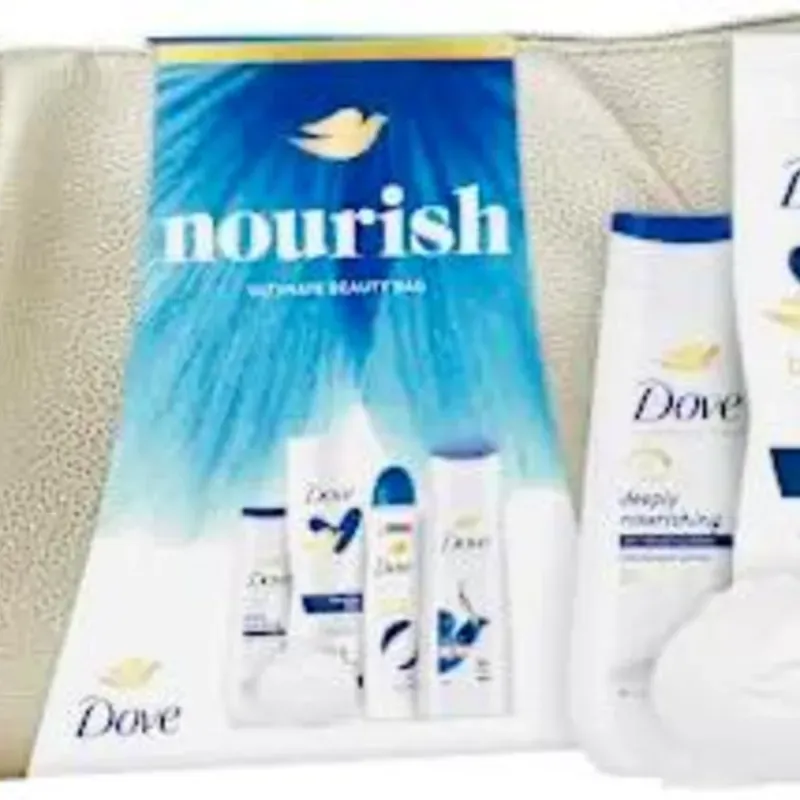 SET , BOLSA CON PRODUCTOS DE BELLEZA, DE BAÑO Y CUERPO