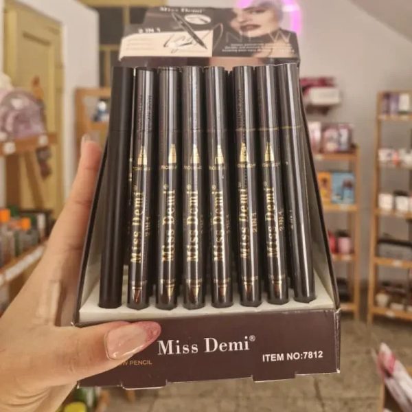 Delineador para ojos + plumón de ceja