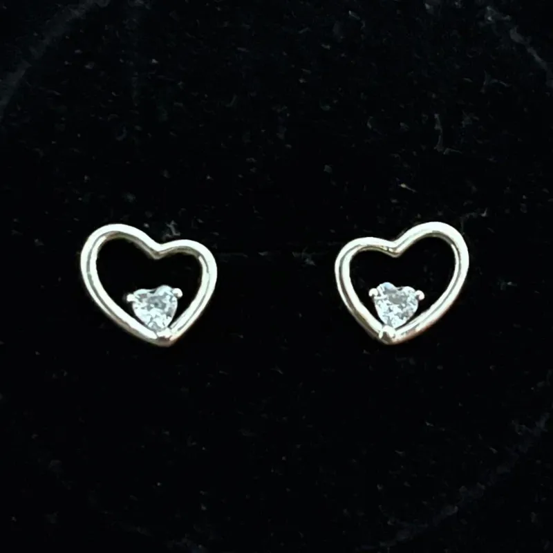 Aretes corazón con piedra