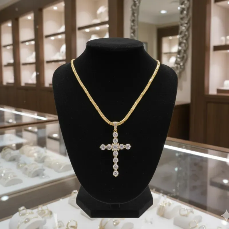 Cadena torcida con dije de crucifijo