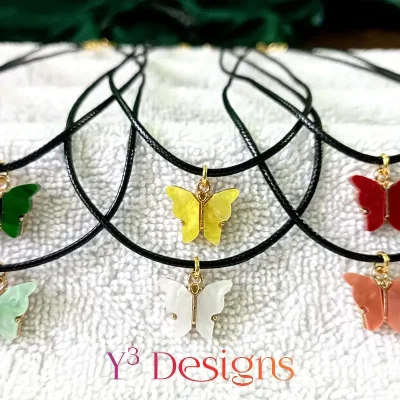 Collares con Dijes Mariposas