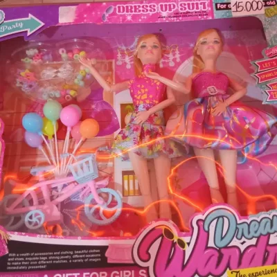 Juego de Barbies