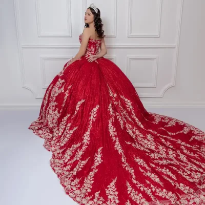 Traje Rojo Rubí