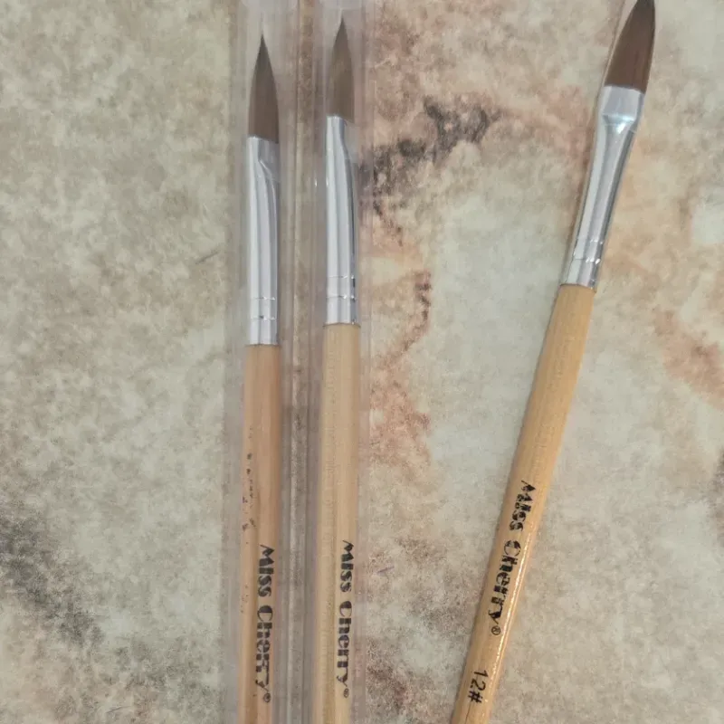 Pincel Miss Cherry #12 para Acrílico