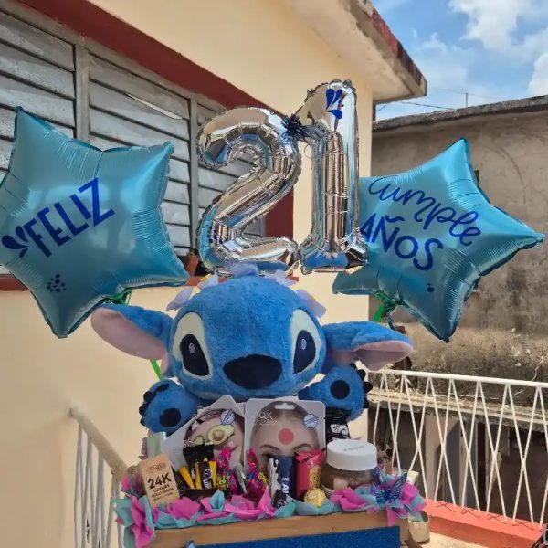 Caja de regalo con peluche