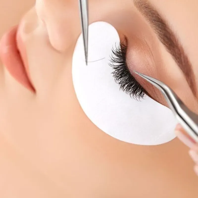 Retoque de pestañas