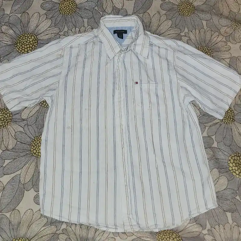 Camisa Tomy talla 9/10
