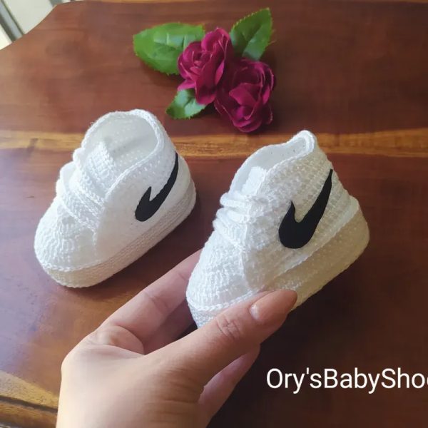  Zapaticos tejidos tipo Nike !!!.✨