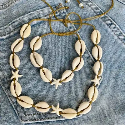 Conjunto de collar y tobillera de caracoles y estrellas de mar