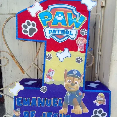 Piñata de Número con nombre de foami