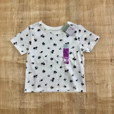 Pulóver blanco con flores negras