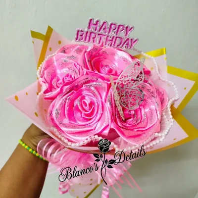 Ramo de 7 rosas eternas con purpurina