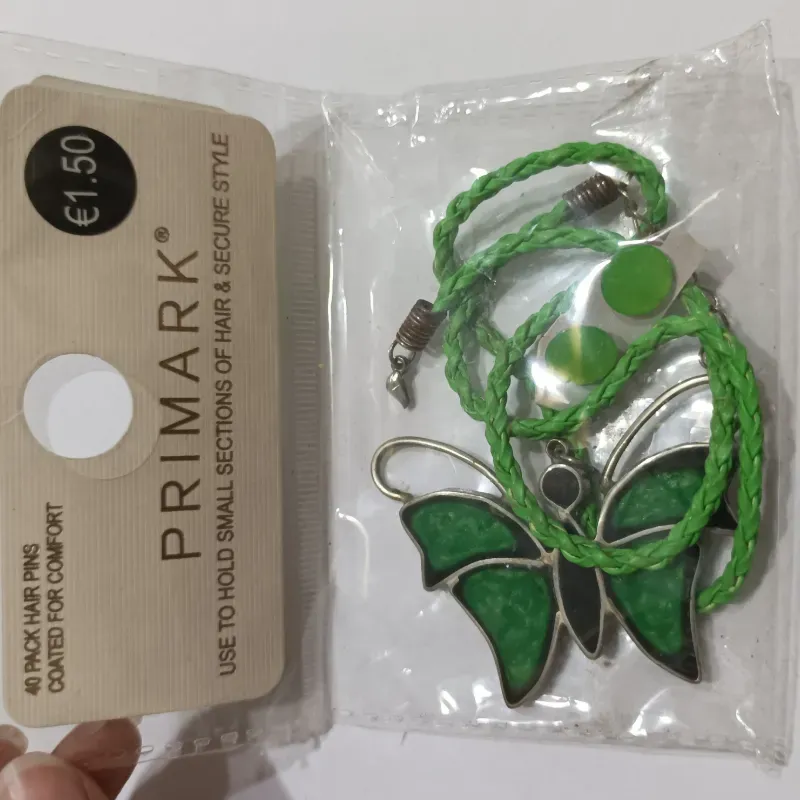 Collar y aretes de Mariposa Verde