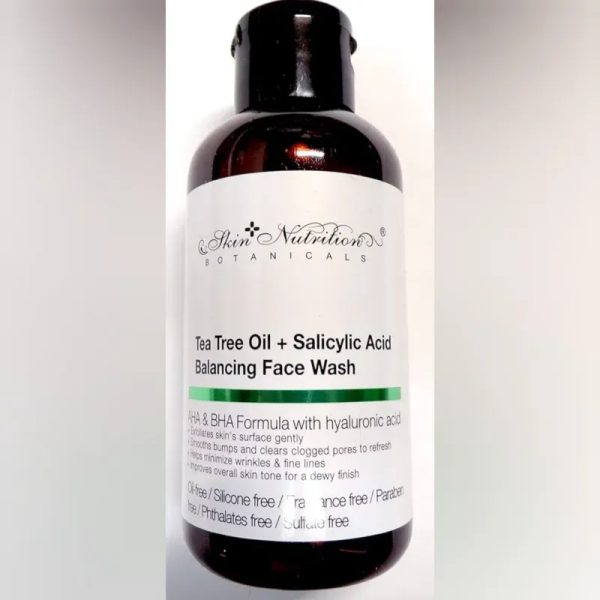 Skin Nutrition: Limpiador Facial con Aceite de Árbol de Té y Ácido Salicílico*