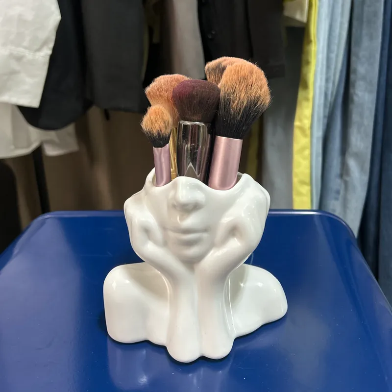 Porta brochas blanco