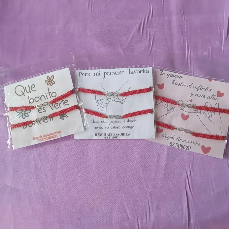 Pulseras tejidas infinito rojo