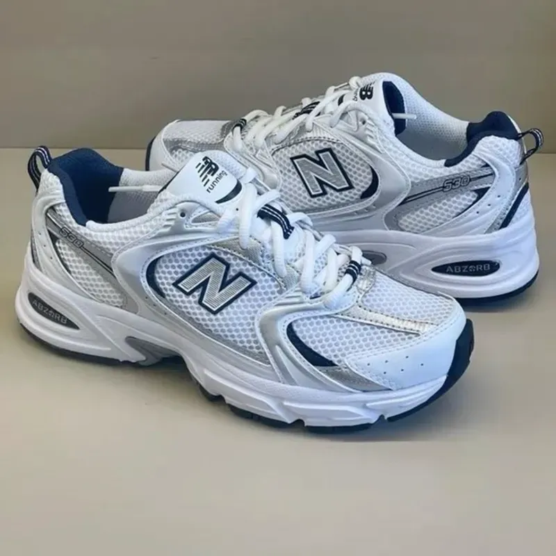 New Balance 530 blancas y azul