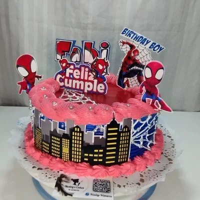 Cake con temática de Spiderman