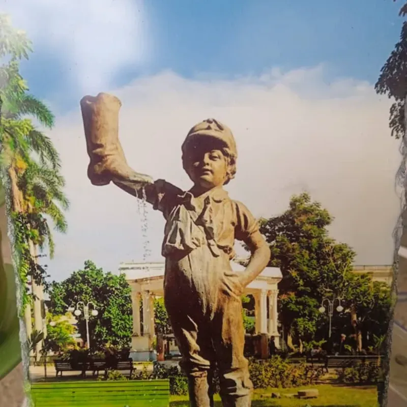Piedra decorativa (Libreria)