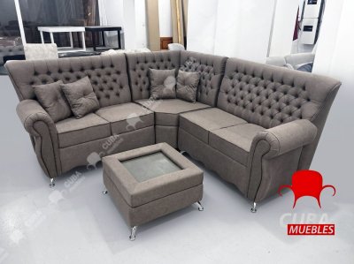 Sofa Esquinero Chester Luis XV Tapizado con Mesa de centro