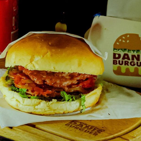 Especial de Pollo con Queso Gouda