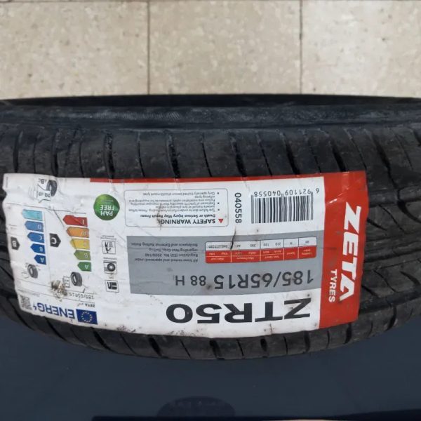 Neumatico 185/65R15