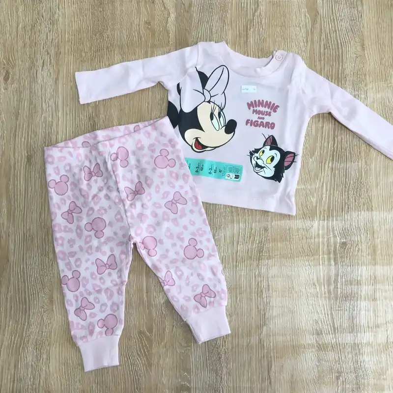 Pijama de Minnie Mouse color rosado