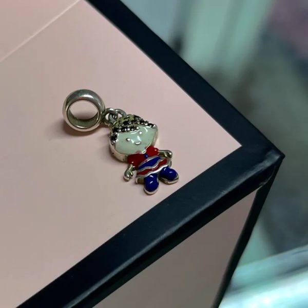 Charm de niña