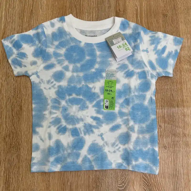 Pulóver color blanco y azul claro