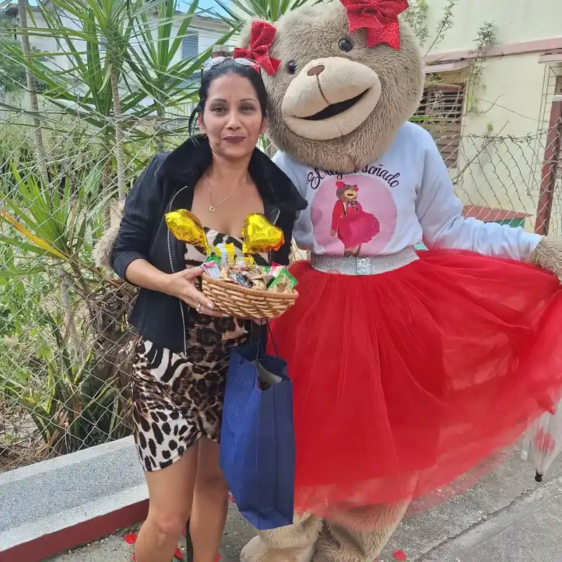 Osa en Rojo ❤️❤️