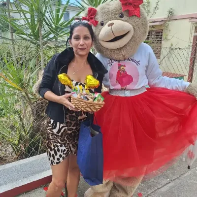 Osa en Rojo ❤️❤️