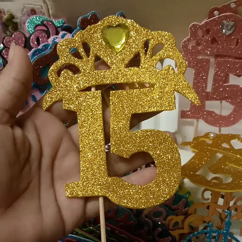 Topper de 15  (dorado)