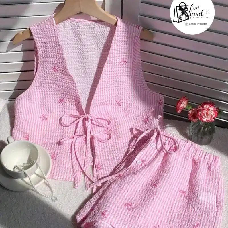 Conjunto de short y blusa