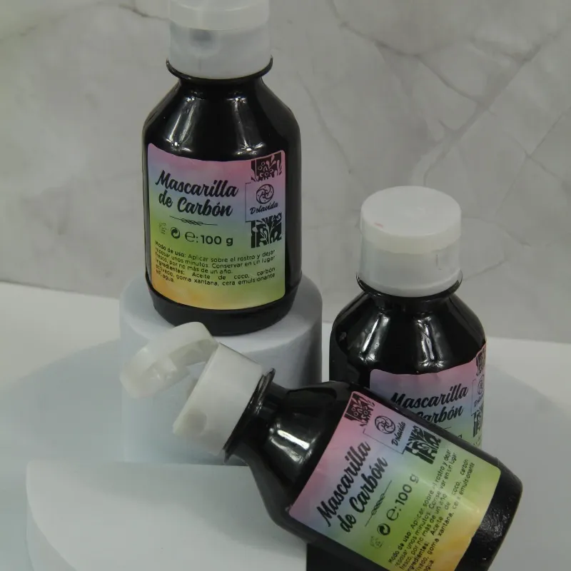 Mascarilla de carbón activado