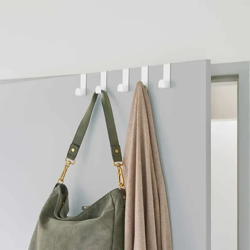 Set de cinco colgadores para puerta