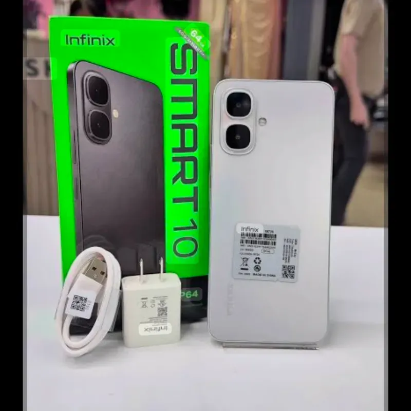 Infinix Smart 10 HD ( 4+4 ram y 128 GB )