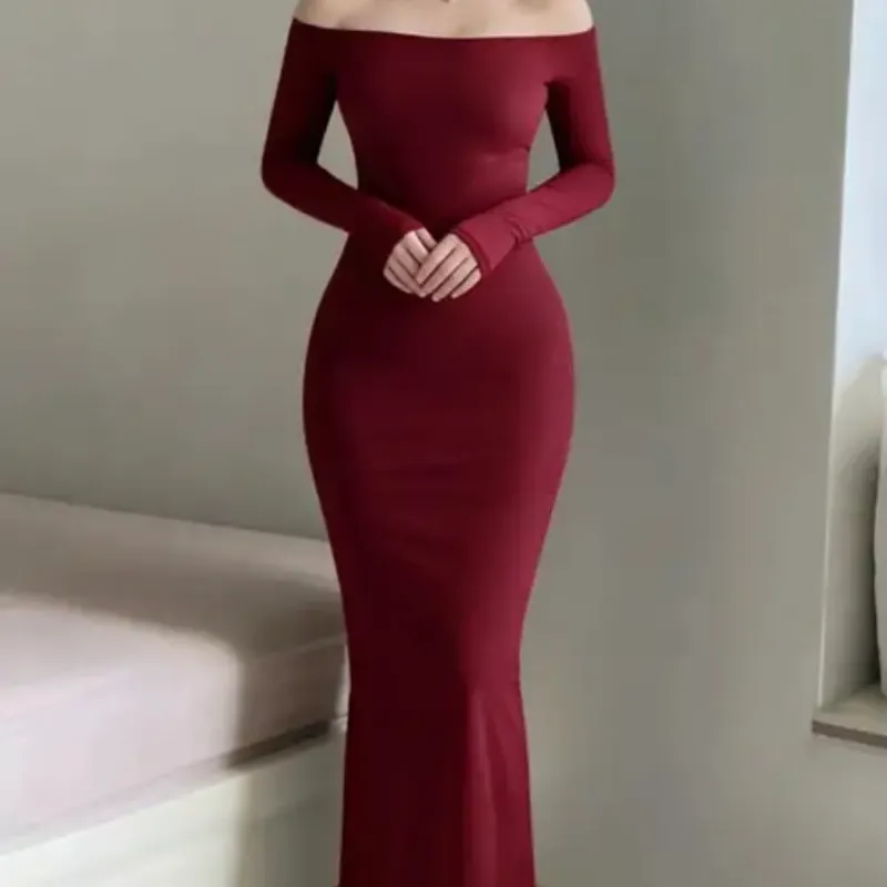 Vestido burdeos