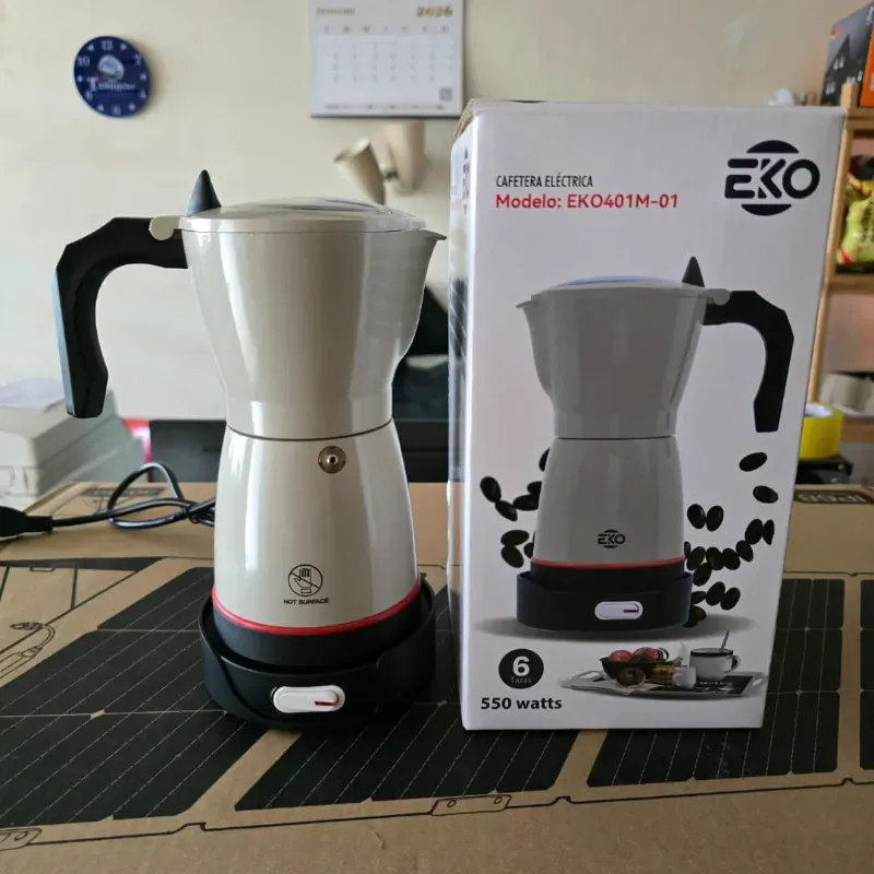 Cafetera eléctrica Eko 6 tazas